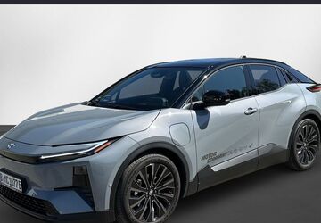 Toyota C-HR 3.000 km 53.990 &euro; Berlin 13403