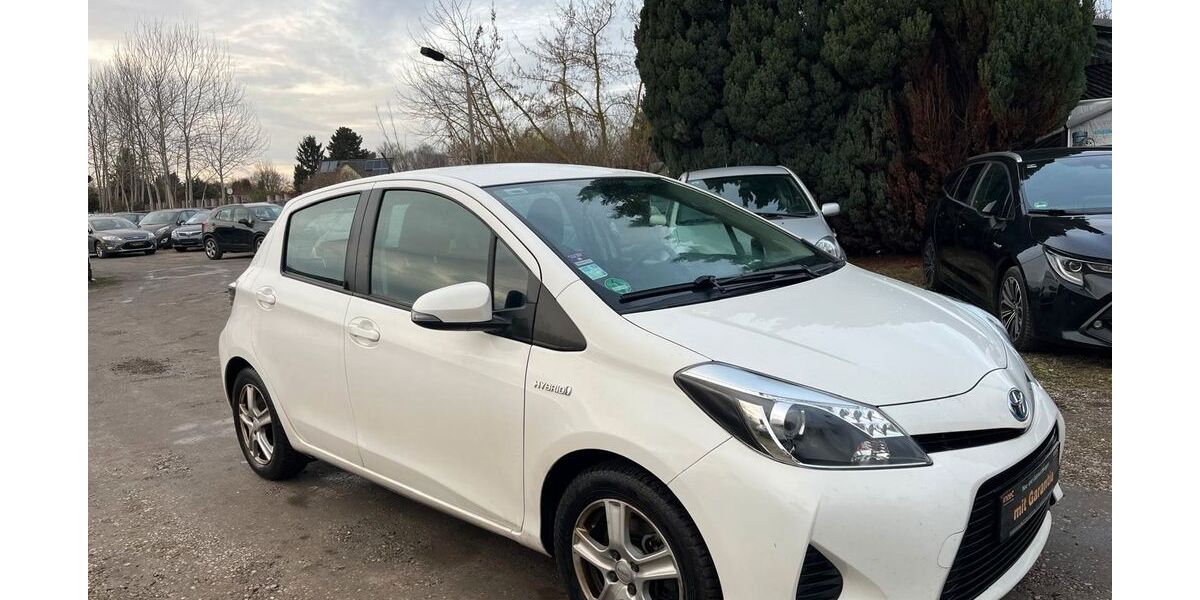Toyota Yaris 120.100 km 8.990 &euro; Berlin 13127