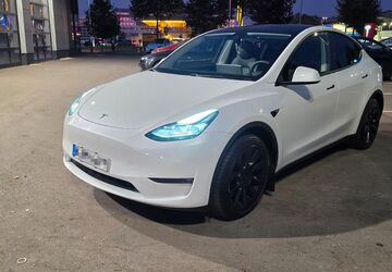 Tesla Model Y 58.000 km 39.500 &euro; Teltow 14513