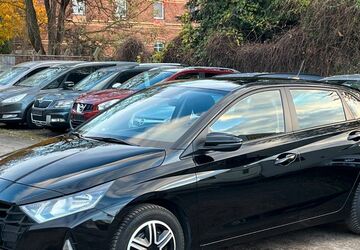 Hyundai i20 84.465 km 12.999 &euro; Berlin 13127