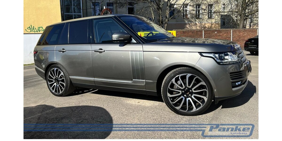 Land Rover Range Rover Vogue 4.4*Pano*LuftF*AHK*SoftC*ACC* 191.145 km 28.990 &euro; Berlin 13187
