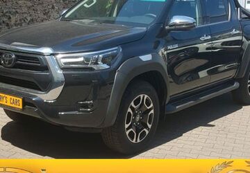 Toyota Hilux 42 km 59.835 &euro; Berlin 10785