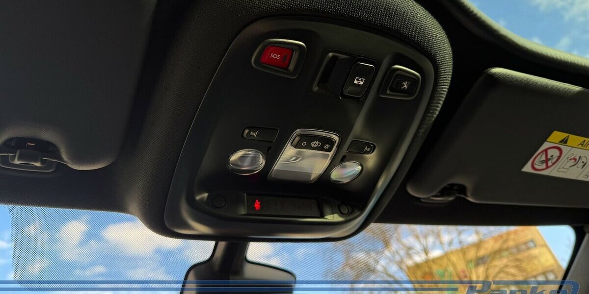 Peugeot 308 GT 180*Pano*TotW*LED*RFK*Denon*SHZ*NAV* 112.235 km 11.990 &euro; Berlin 13187