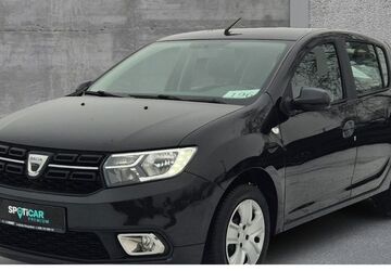 Dacia Sandero 90.470 km 8.990 &euro; Berlin 13158