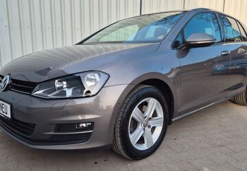 VW Golf 83.000 km 10.999 &euro; Berlin 13125