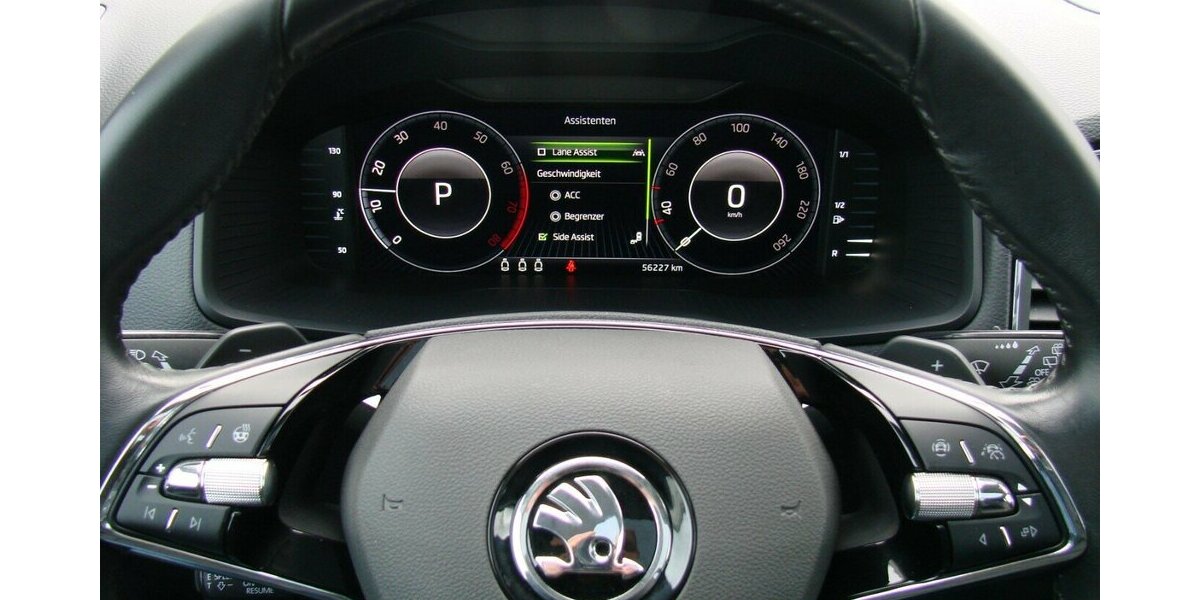 Skoda Karoq 1,5TSi Clever ACC 360° LED Panorama AHK 56.303 km 26.980 &euro; Falkensee 14612