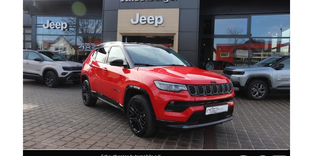 Jeep Compass 17.027 km 30.490 &euro; Potsdam 14482