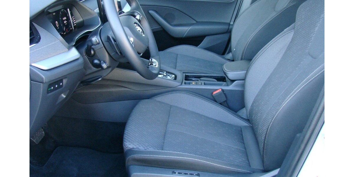 Skoda Octavia 2.0TDI Style ACC Columbus HeadUp AHK 48.103 km 27.480 &euro; Falkensee 14612