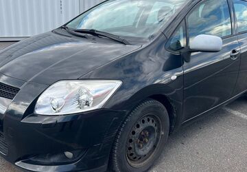 Toyota Auris 194.000 km 3.290 &euro; Berlin 12057
