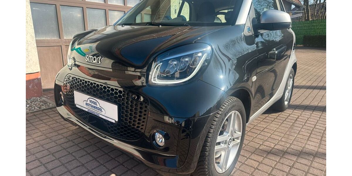 Smart ForTwo 33.471 km 10.900 &euro; Berlin 13059