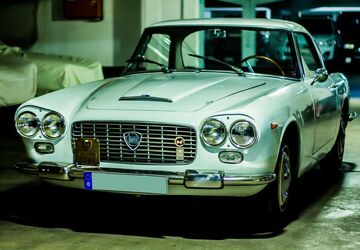 Lancia Flaminia 90.400 km 89.000 &euro; Berlin 10707