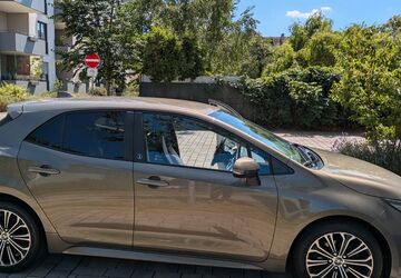 Toyota Corolla 74.537 km 20.200 &euro; Hennigsdorf 16761