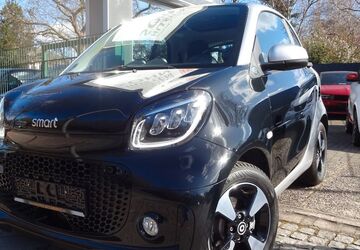 Smart ForTwo 67.000 km 10.690 &euro; Berlin 12305
