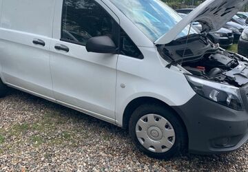 Mercedes-Benz Vito 206.000 km 10.799 &euro; Berlin 10829