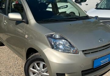 Daihatsu Sirion 43.537 km 4.490 &euro; Berlin 13089