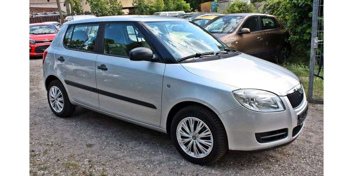 Skoda Fabia 125.500 km 3.799 &euro; Berlin 13057