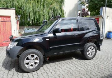 Mitsubishi Pajero 13.200 km 24.950 &euro; Berlin-Tempelhof 12105