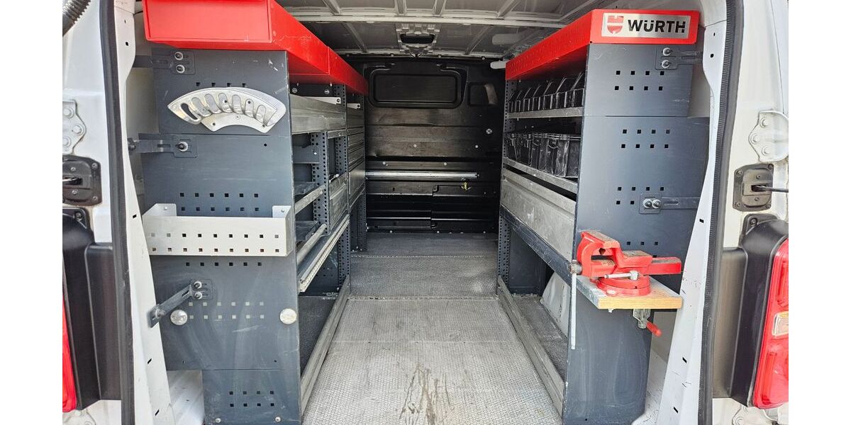 Opel Vivaro 93.900 km 16.065 &euro; Berlin 12305