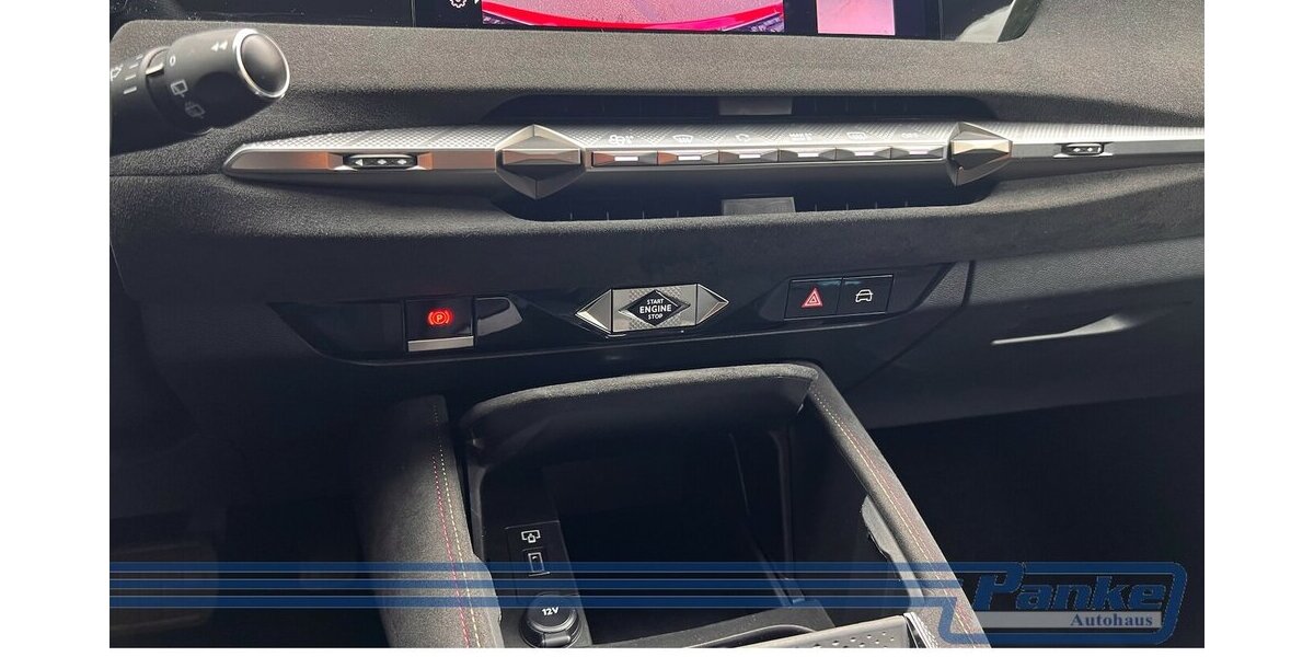 DS Automobiles DS4 Performance*LED*R-Cam*Alcantara*Sport* 27.656 km 18.480 &euro; Berlin 13187