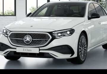Mercedes-Benz E 260 9.900 km 62.800 &euro; Berlin 10587