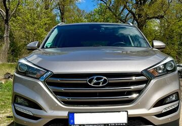 Hyundai TUCSON 83.000 km 12.500 &euro; Potsdam 14469