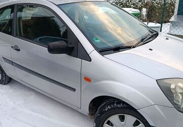 Ford Fiesta 225.000 km 750 &euro; Trebbin 14959