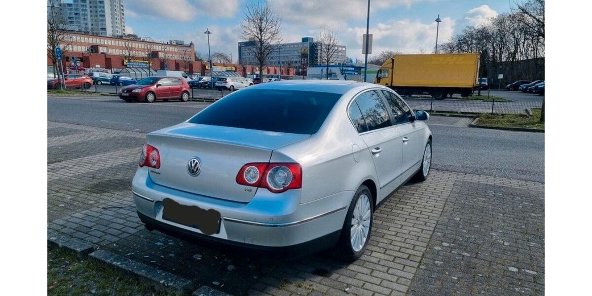 VW Passat 46.500 km 10.999 &euro; Berlin 12353