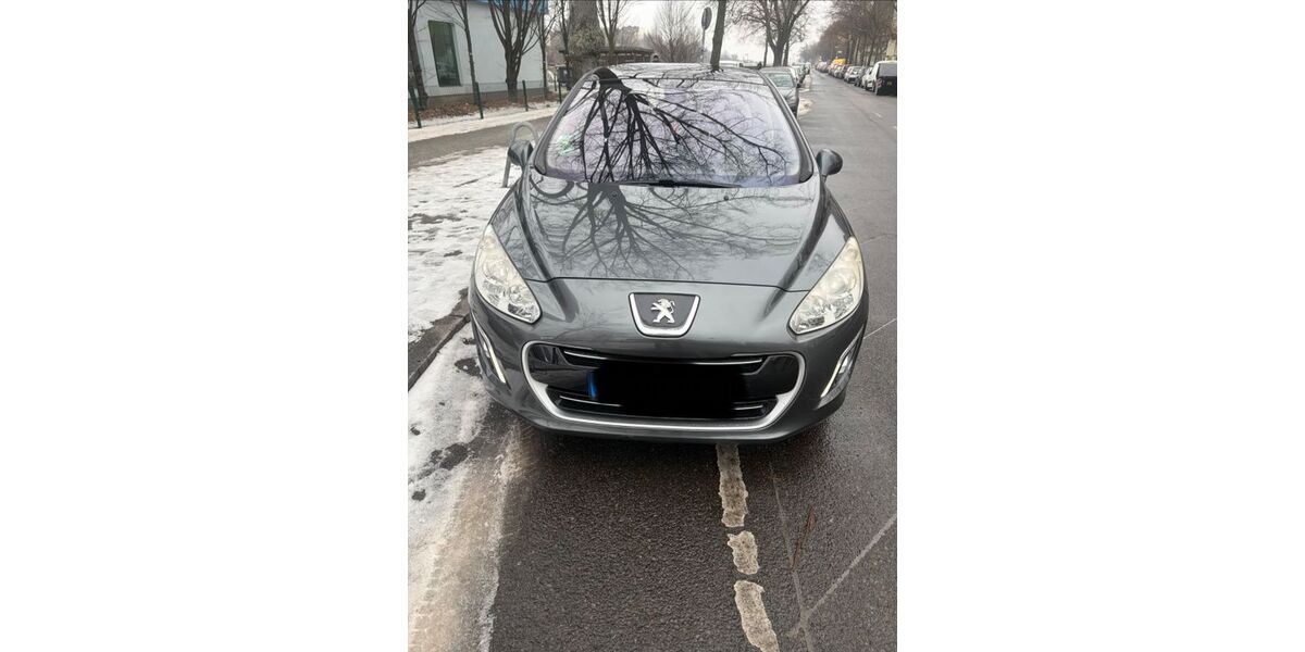 Peugeot 308 84.000 km 8.500 &euro; Berlin 10827