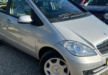 Mercedes-Benz A 150 95.458 km 3.990 &euro; Berlin 13089
