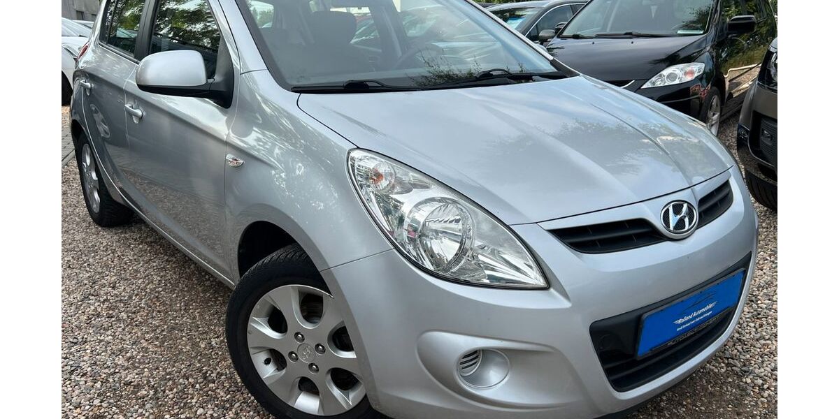 Hyundai i20 127.541 km 3.990 &euro; Berlin 13089