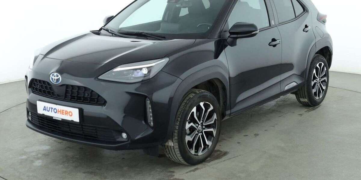 Toyota Yaris Cross 13.465 km 24.050 &euro; Berlin 14059