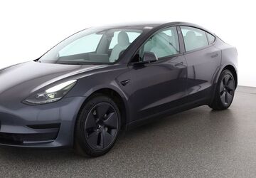 Tesla Model 3 36.508 km 27.780 &euro; Berlin 12103