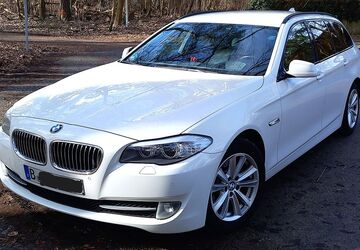 BMW 530 158.331 km 12.990 &euro; Berlin 14129