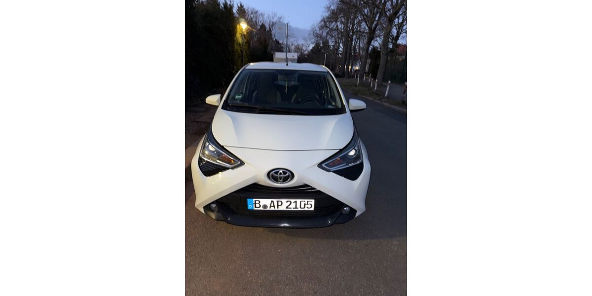 Toyota Aygo (X) 164.625 km 7.500 &euro; Berlin 12347