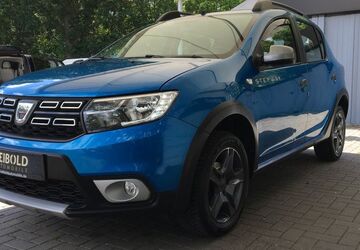 Dacia Sandero 81.328 km 7.980 &euro; Berlin 10315
