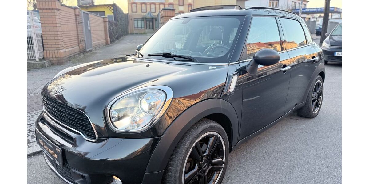 Mini Cooper SD Countryman 137.464 km 10.490 &euro; BERLIN 13409