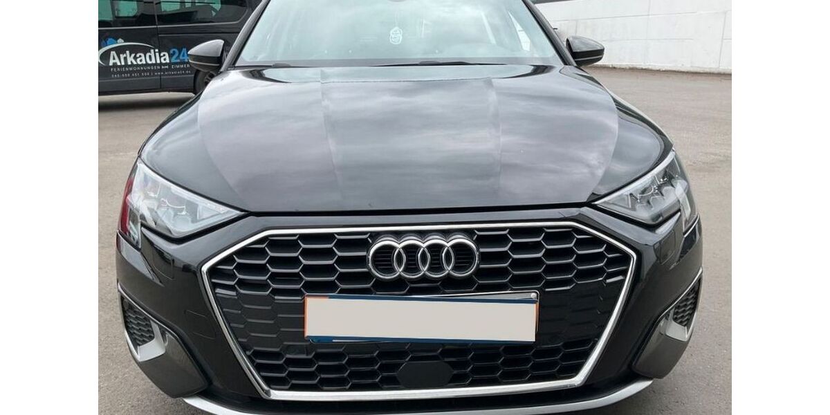 Audi A3 50.082 km 17.800 &euro; Berlin 10178