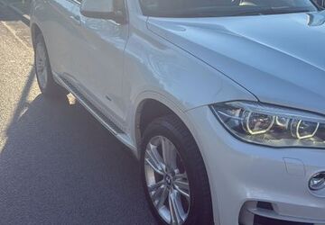 BMW X5 195.000 km 22.999 &euro; Berlin 10559