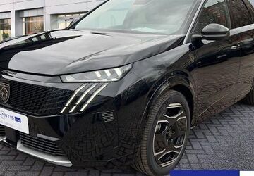 Peugeot 3008 5.900 km 48.890 &euro; Berlin 13088