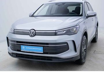 VW Tiguan 6.874 km 40.889 &euro; Berlin 13088