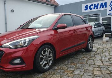 Hyundai i20 90.000 km 13.890 &euro; Potsdam 14469