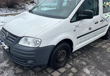 VW Caddy 179.000 km 3.100 &euro; hennigsdorf 16761