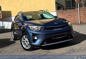 Kia Stonic 75.000 km 12.990 &euro; Berlin - Pankow 13187