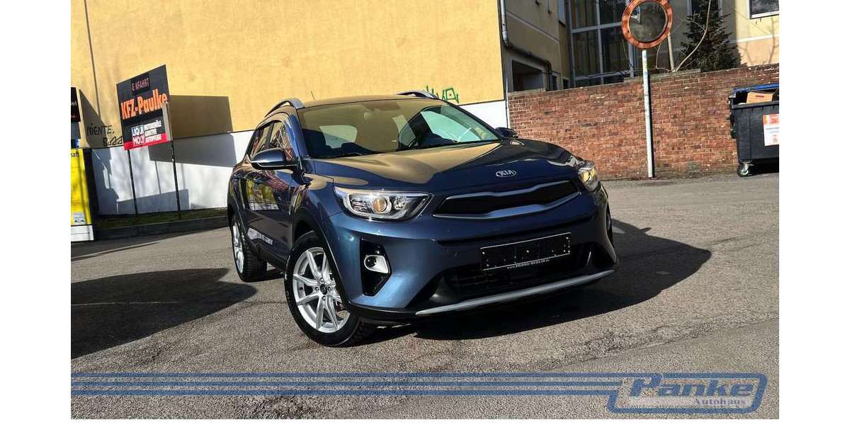 Kia Stonic 75.000 km 12.990 &euro; Berlin - Pankow 13187