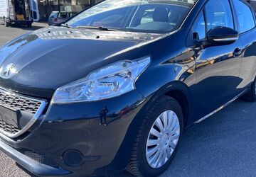 Peugeot 208 83.056 km 4.990 &euro; Berlin 12249