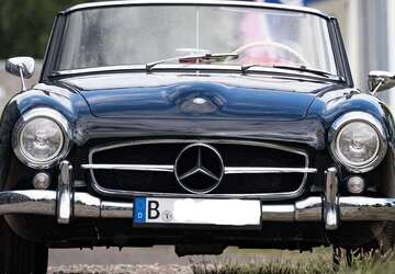Mercedes-Benz 190 4.653 km 155.000 &euro; Berlin, Stadt 13599