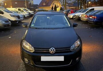 VW Golf 151.000 km 7.600 &euro; Berlin 13581