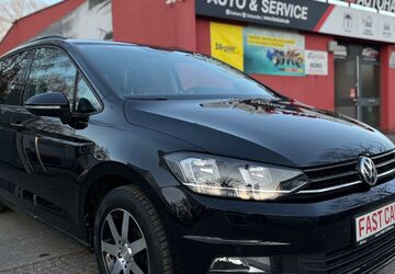 VW Touran 86.746 km 17.990 &euro; Berlin 13509