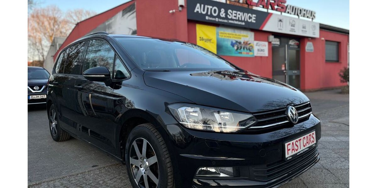 VW Touran 86.746 km 17.990 &euro; Berlin 13509
