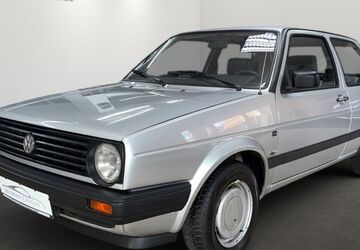 VW Golf 61.720 km 9.999 &euro; Berlin 12351